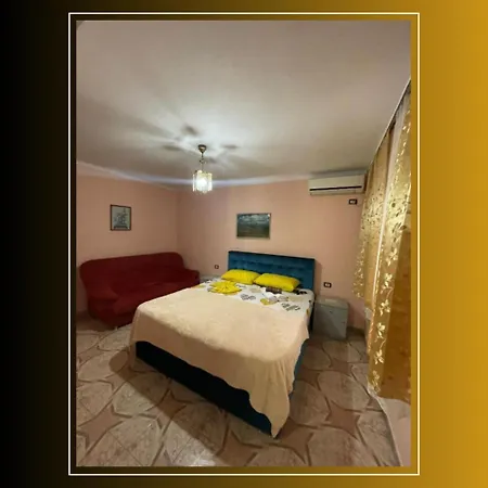 Neo 招待所 地拉那